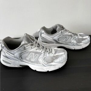 New Balance 530
Grey Matter Silver Metallic